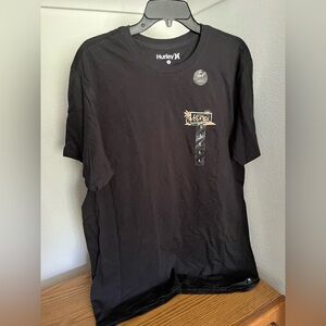Hurley Graphic Tee (L)
